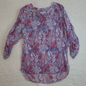Kim Roger's Pink Crinkle Gauze Top with Blue & White Floral Pattern size XL